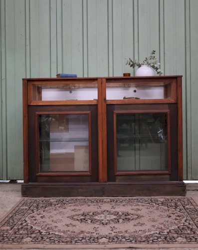 Victoria, la vitrine de comptoir en bois N°117