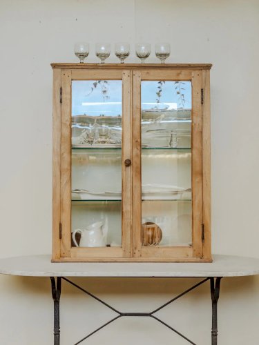 Victoria, la vitrine en bois N°103