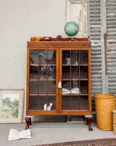 Victoria, la vitrine en bois N°104