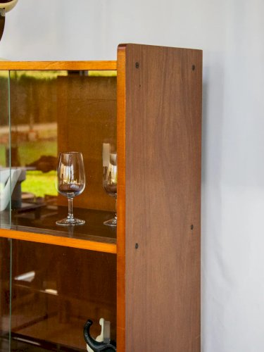 Victoria, la vitrine en bois N°136