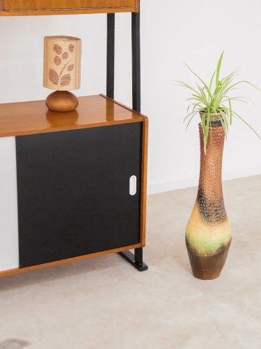 Victoria, la vitrine en bois N°50