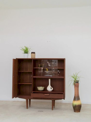 Victoria, la vitrine en bois N°52