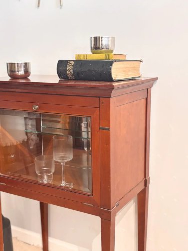 Victoria, la vitrine en bois N°61