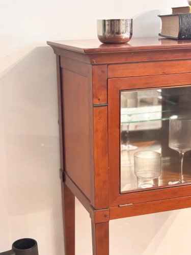 Victoria, la vitrine en bois N°61