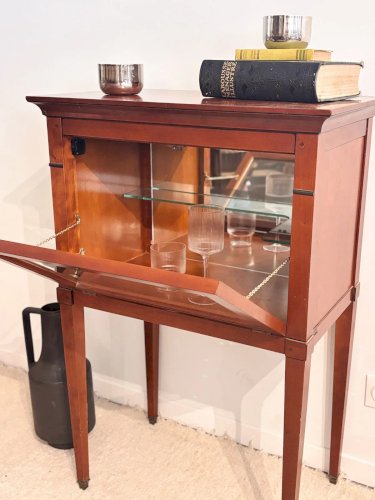 Victoria, la vitrine en bois N°61