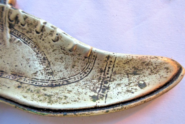 Vide-poche en bronze doré, soulier de femme, vers 1900