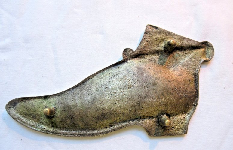 Vide-poche en bronze doré, soulier de femme, vers 1900