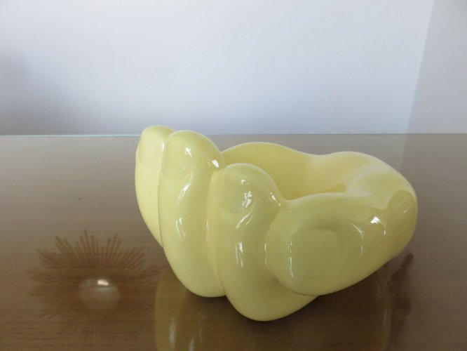 VIDE POCHE EN CERAMIQUE JAUNE EN FORME DE MAIN ANNEES 60 70 VINTAGE ERA JOUVE