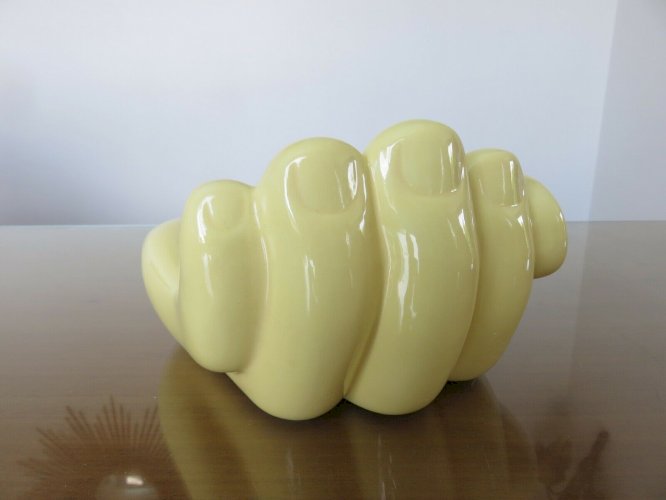 VIDE POCHE EN CERAMIQUE JAUNE EN FORME DE MAIN ANNEES 60 70 VINTAGE ERA JOUVE