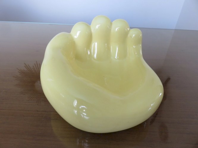 VIDE POCHE EN CERAMIQUE JAUNE EN FORME DE MAIN ANNEES 60 70 VINTAGE ERA JOUVE