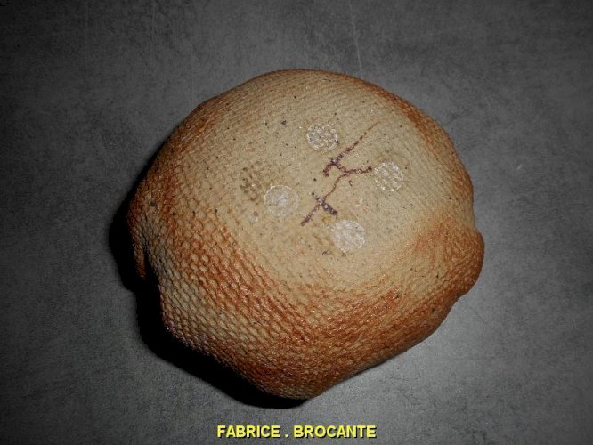 VIDE POCHE EN CERAMIQUE SIGNE