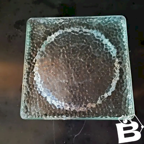 Vide poche en verre pressé