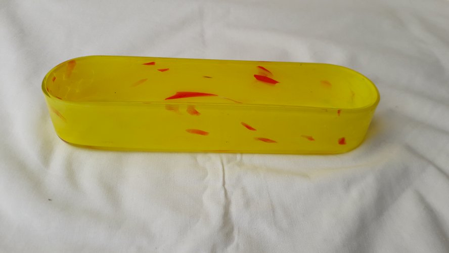 Vide poche jaune en verre