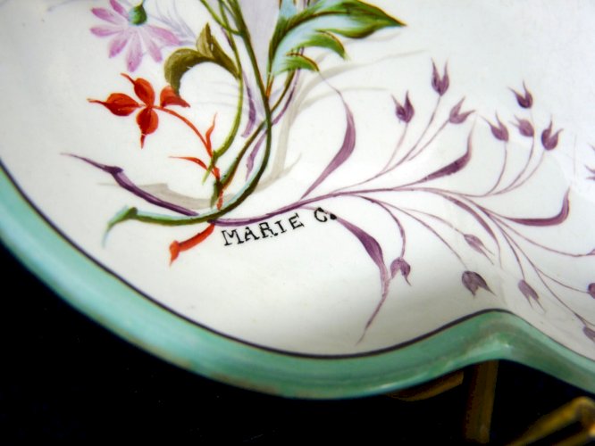 Vide Poche Polylobé Coupelle Faïence Longwy 1884 Décor Peint Main Signé Marie C.