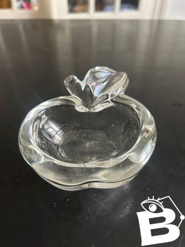 Vide poche pomme en cristal