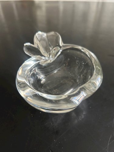 Vide poche pomme en cristal