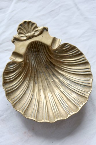 Vide-poche vintage coquillage en laiton - Style baroque