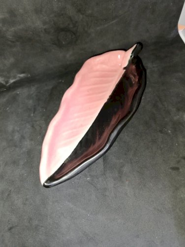 vide poche vintage vallauris en forme de feuille en bon etat