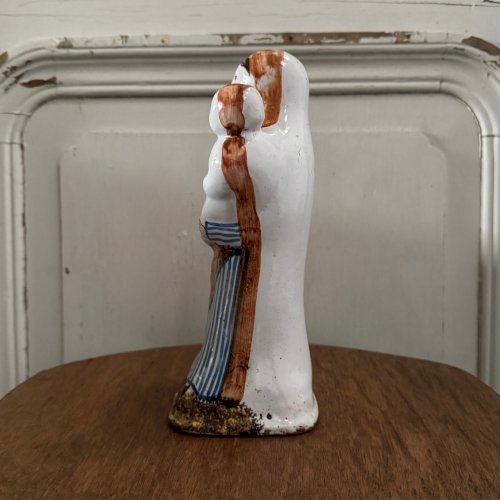 Vierge à l'Enfant en faïence de Nevers XVIIIe M3563