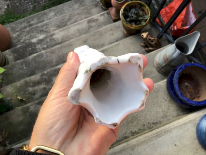 VIERGE ANCIENNE EN PORCELAINE DE PARIS FIN XIXeS EN PARFAIT ETAT DIM 18CM