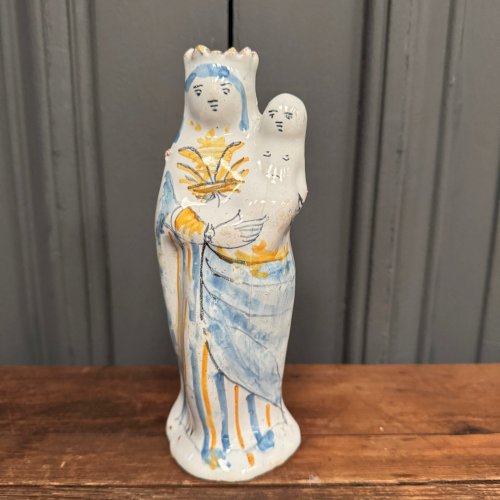 Vierge d'accouchée à l'Enfant en faïence de Nevers XVIIIe L9232