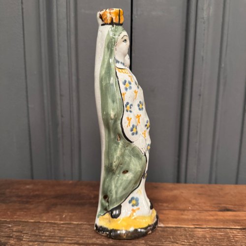 Vierge d'accouchée en faïence de Nevers XVIIIe L9233