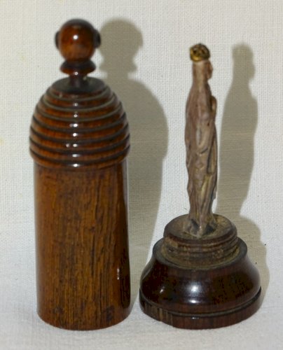 -VIERGE de VOYAGE en ARGENT Poinçon Sanglier dans ETUI BOIS avec VUES BOUTON  D