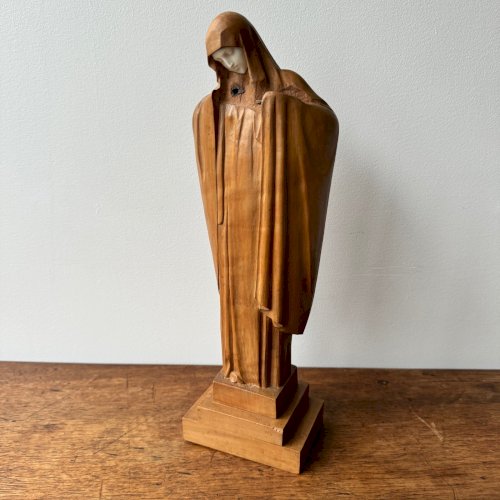 Vierge en bois sculpté par Lucienne Heuvelmans (1881-1944) M3527