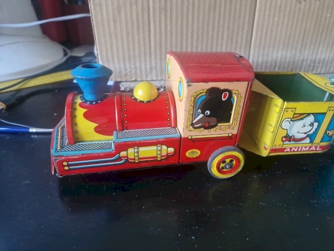Vintage 1950's Animal Train Tin Battery Operated Toy  by  MODERN TOY  Japan