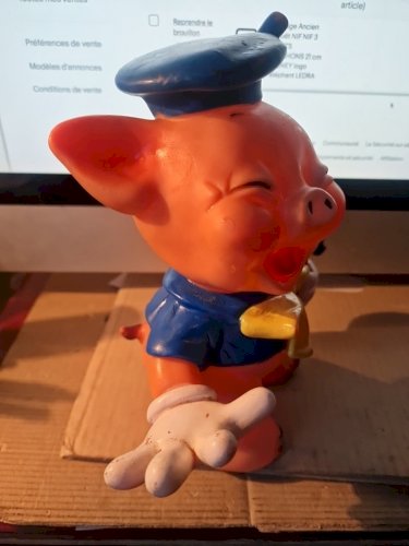 Vintage Ancien pouêt NIF NIF 3 PETITS COCHONS 21 cm  DISNEY logo éléphant LEDRA