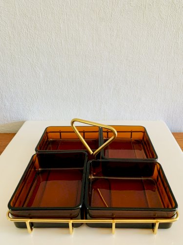 Plateau à apéritif vintage à 4 compartiments, par Vereco, France, années 1970. 