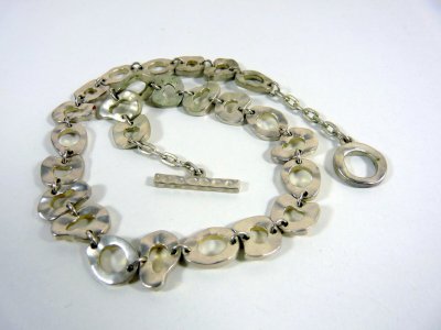 Vintage hammered tin collar silver plated signed Mlle. Biche de Bère L - 47 cm