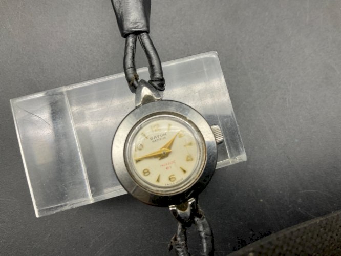 Vintage Datum Geneve montre femme