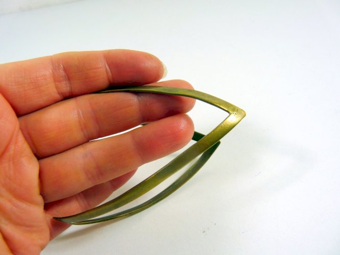 Vintage jonc bracelet esclave en laiton zigzag P - 17,8 grs.