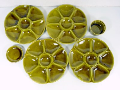 Vintage set of 4 Gien pottery oyster plates signed D - 24.8 cm