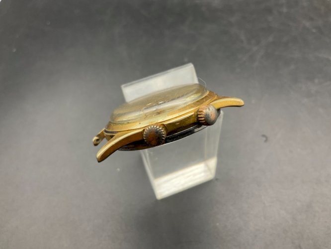 Vintage Montre a complications système mécanique réveil ESKA plaque or