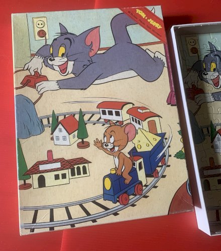 Vintage puzzle Tom&Jerry 99 pièces 1967 éditeur B.C.F