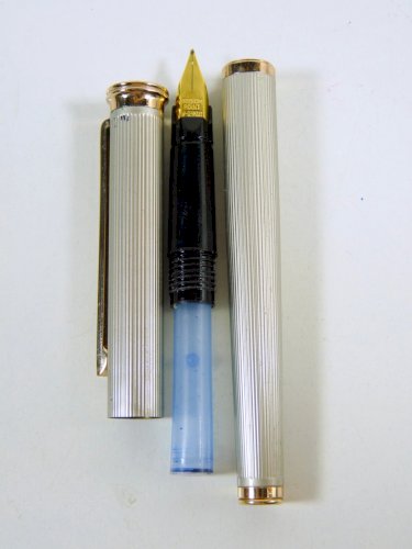 Vintage stylo à plume CARVEN Iridium Point W Germany argenté