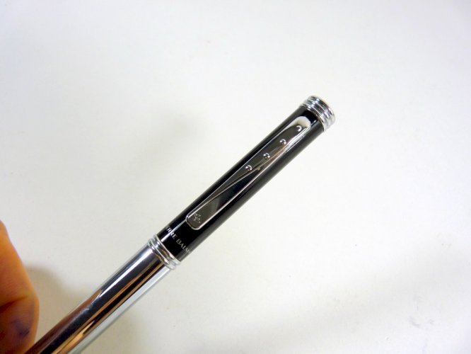 Vintage stylo à plume PIERRE BALMAIN made in France argenté/noir signé