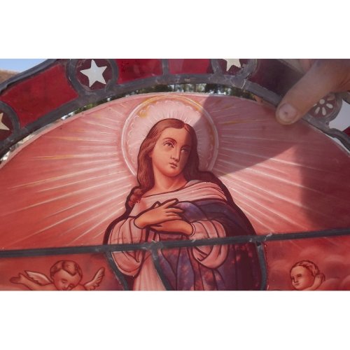 Vitrail 19 ème «Marie P.P.N et Anges»