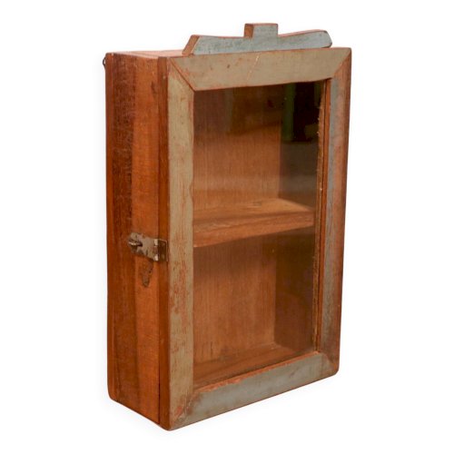 Vitrine en teck birman polychromée d’origine