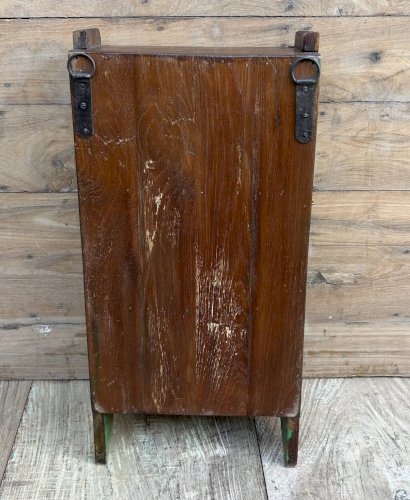 Vitrine murale art déco en teck birman avec patine dorigine