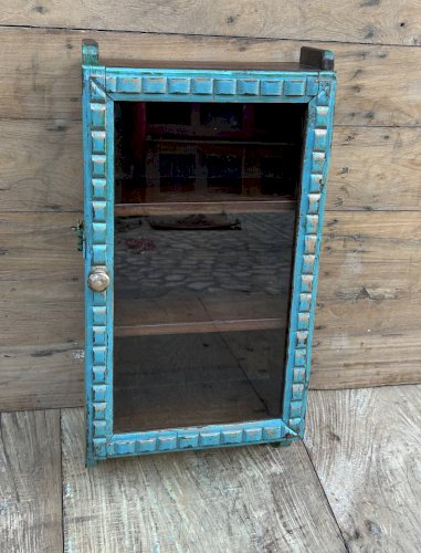 Vitrine murale art déco en teck birman avec patine dorigine