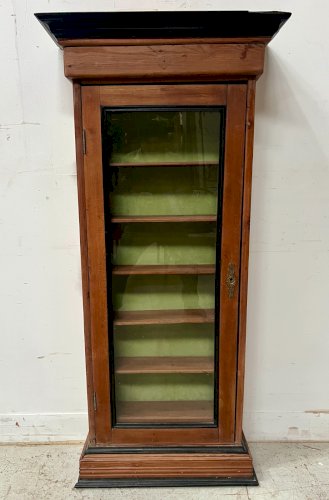 Vitrine murale de style Louis Philippe en bois naturel XIX siècle