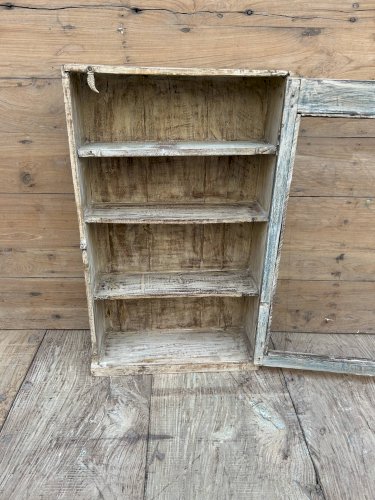 Vitrine murale en teck birman avec patine dorigine