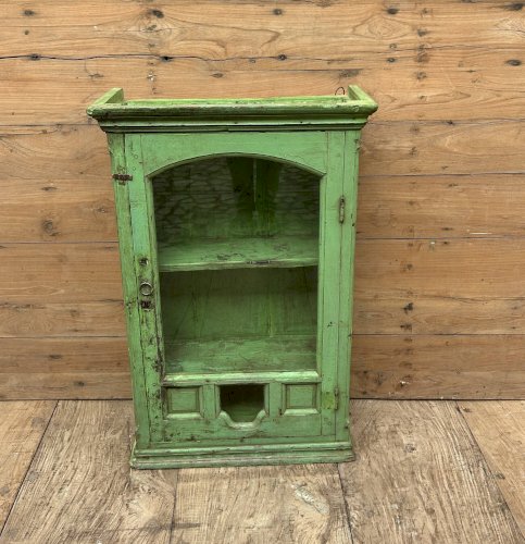 Vitrine murale en teck birman avec patine dorigine