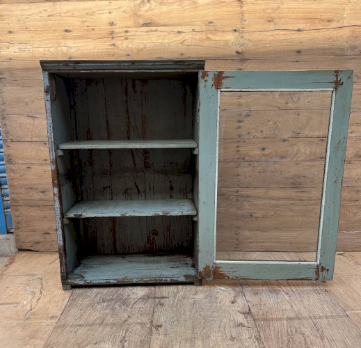 Vitrine murale en teck birman avec patine dorigine