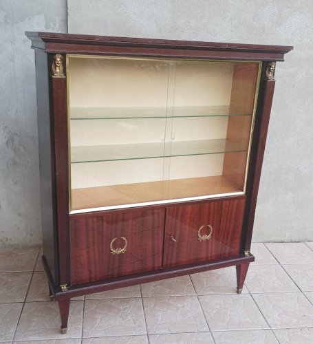 Vitrine style Empire en placage d'acajou