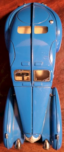 Voiture Burago Bugatti Atlantic 1936 - Echelle 1/24