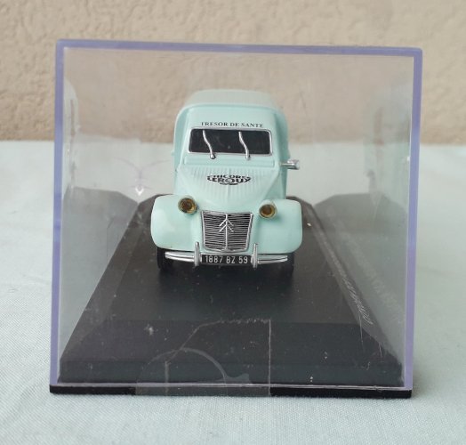 Voiture miniature Citroën 2CV fourgonnette